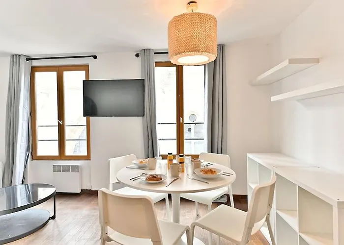 Paisible Et Rivoli Apartment *