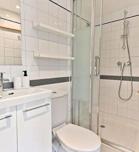 Paisible Et Rivoli Apartment