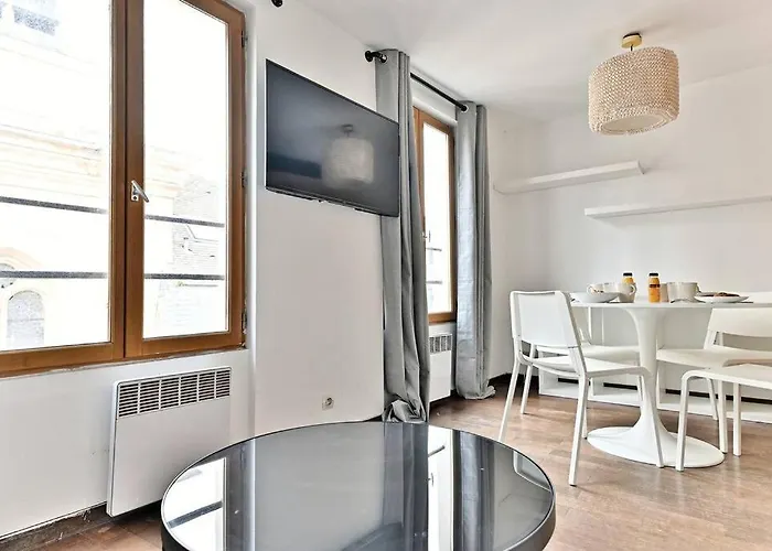 Paisible Et Rivoli Apartment Paris